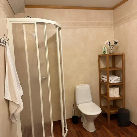 Апартаменты Centrally Located In Loen With Private Terrace Стрюн